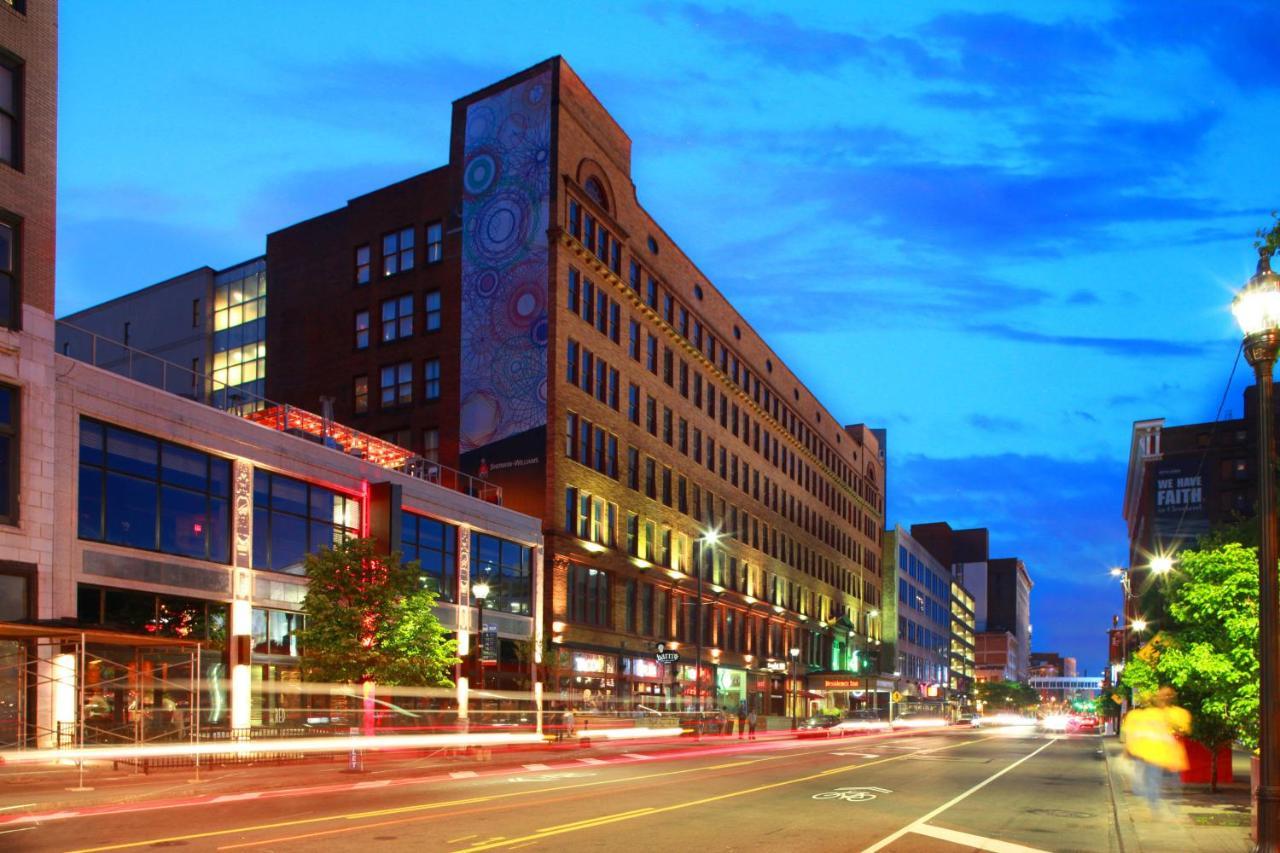 Residence Inn By Marriott Cleveland Downtown Zewnętrze zdjęcie