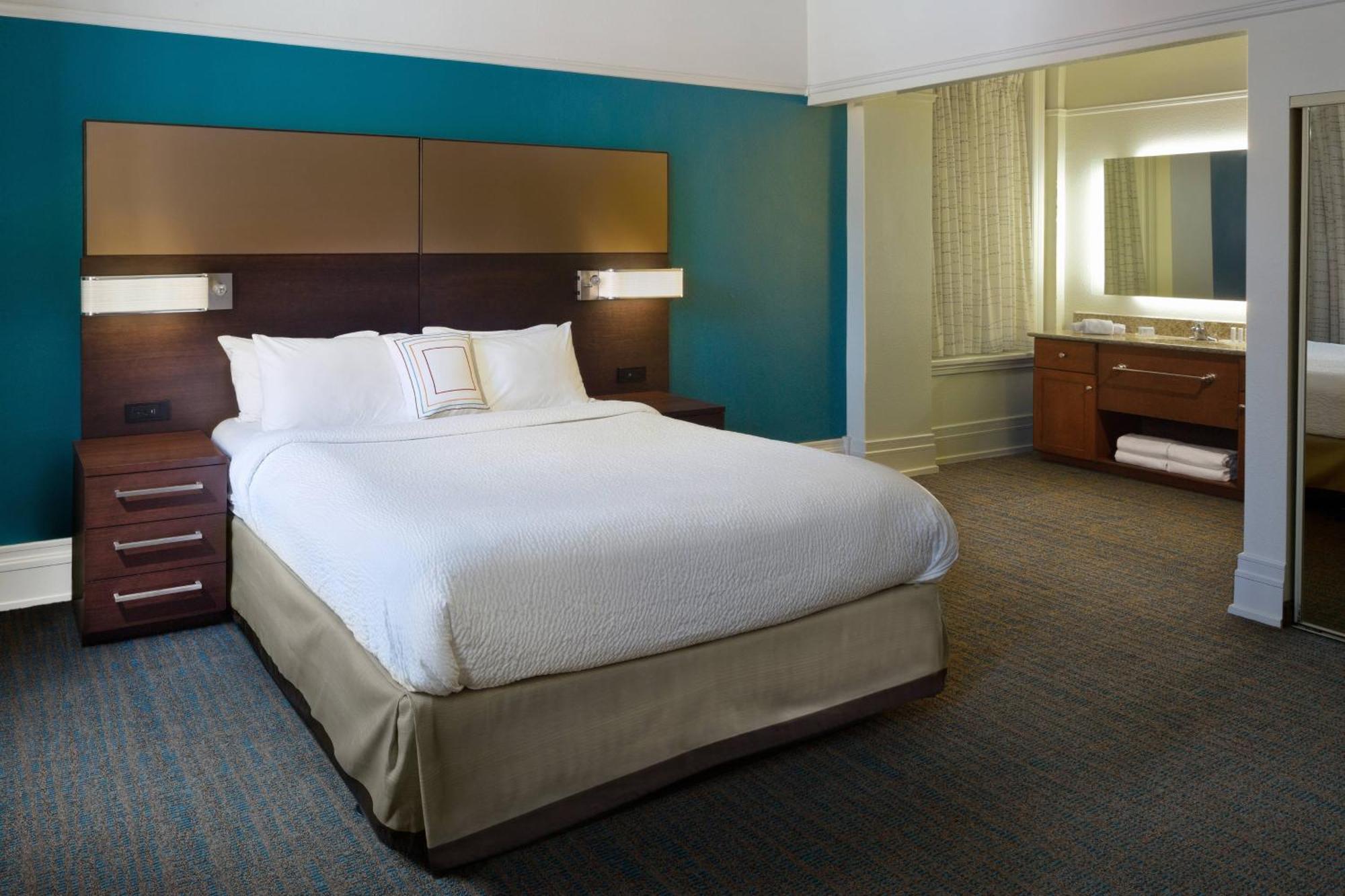 Residence Inn By Marriott Cleveland Downtown Zewnętrze zdjęcie